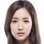 Park Min-young sebagai Kim Na-na