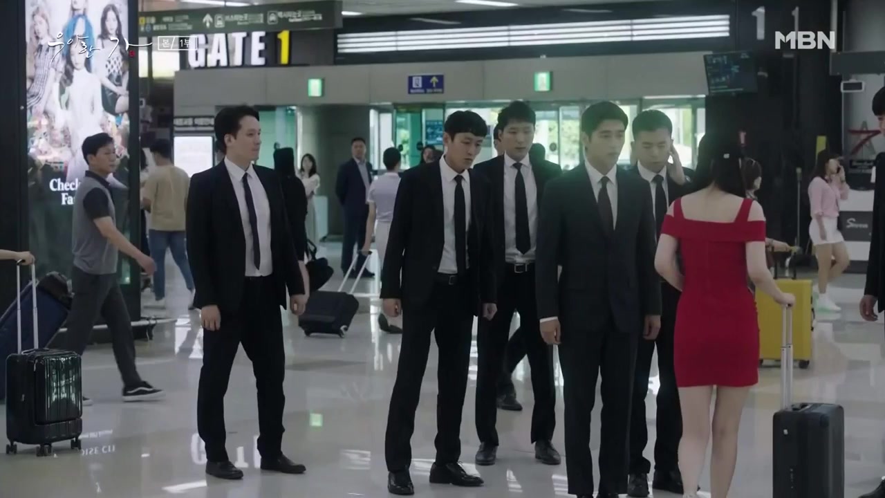 Sinopsis Drama Korea Graceful Family Episode 1 Part 2