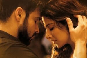Sinopsis Film Hamari Adhuri Kahaani (2015)
