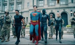 Wajah Seram Ultraman di Trailer Superman