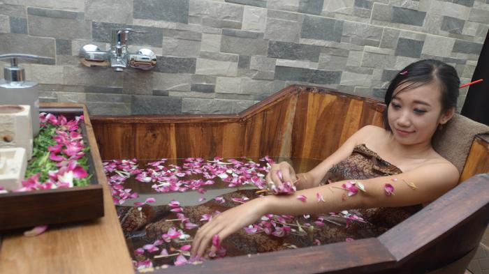 Cara Merawat Tubuh Secara Alami dengan Mandi Rempah